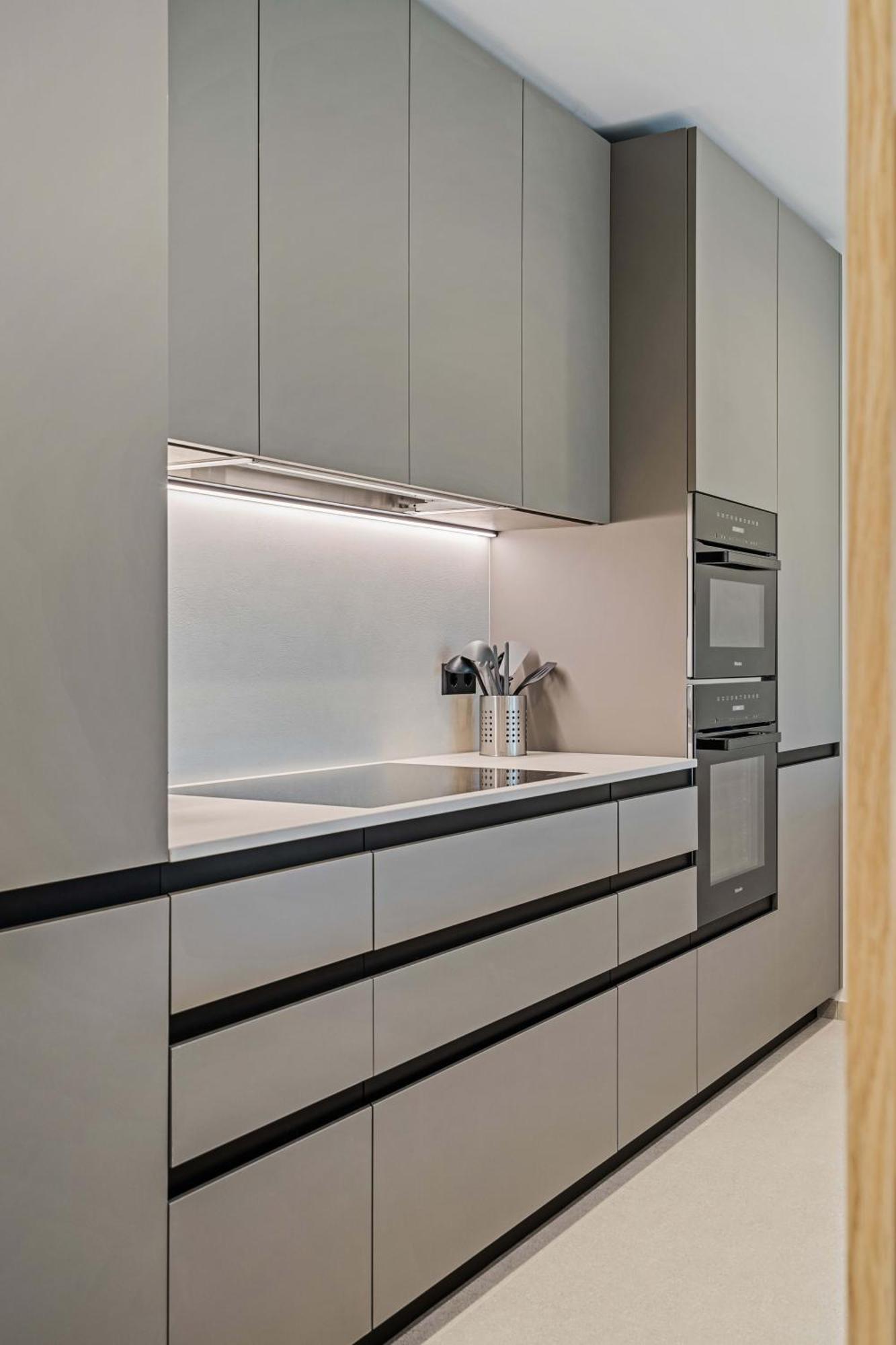 Spacious 6Th-Floor Gem: Modernity Meets Comfort ルクセンブルク エクステリア 写真